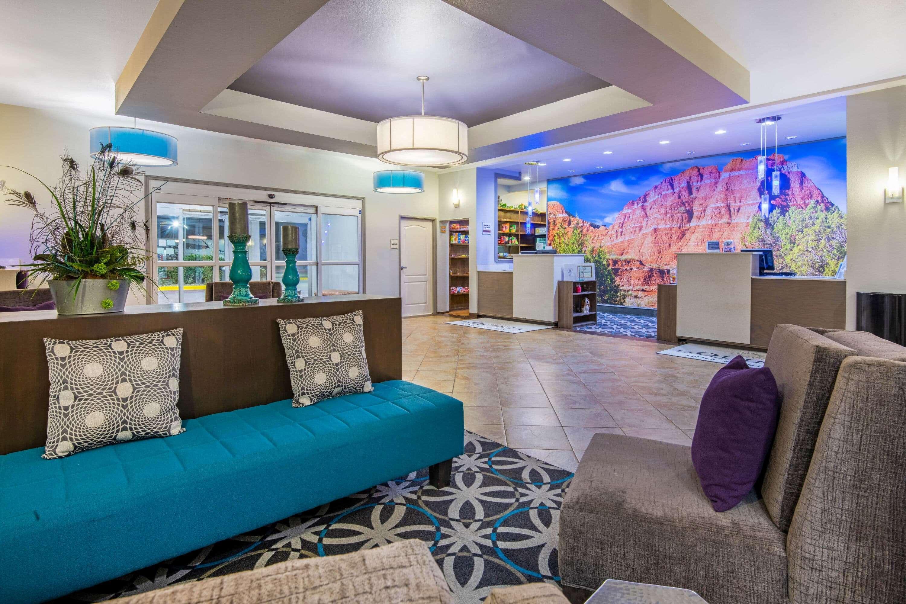 La Quinta By Wyndham Hotel