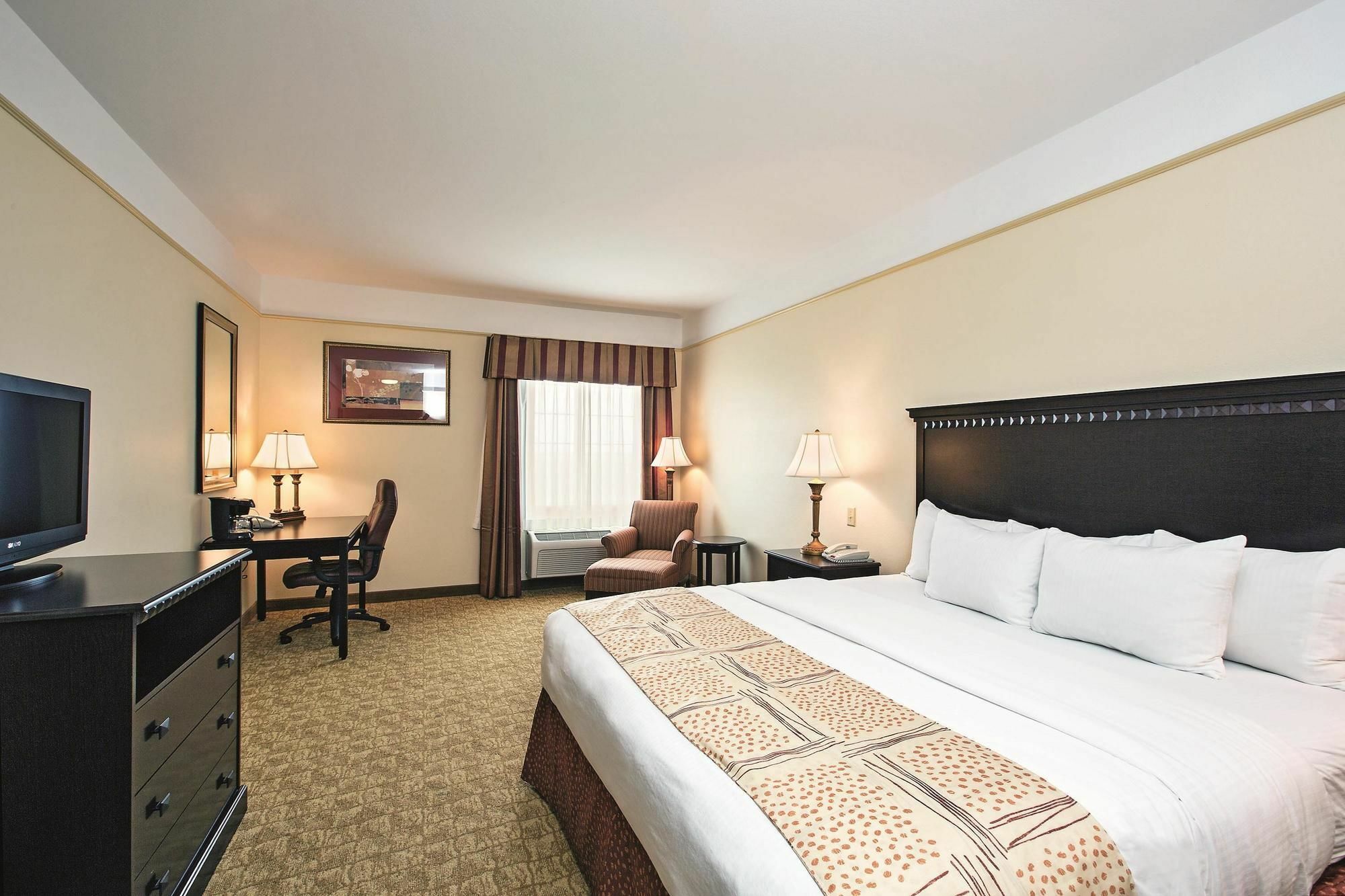 Hotel La Quinta By Wyndham Dumas